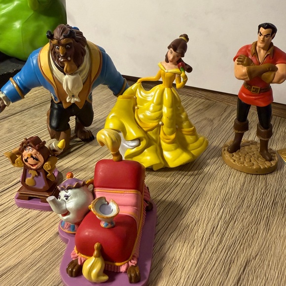 Disney Mixed Character Figures Lot – Princesses + Beauty & the Beast (10-12 pcs) - Picture 4 of 13